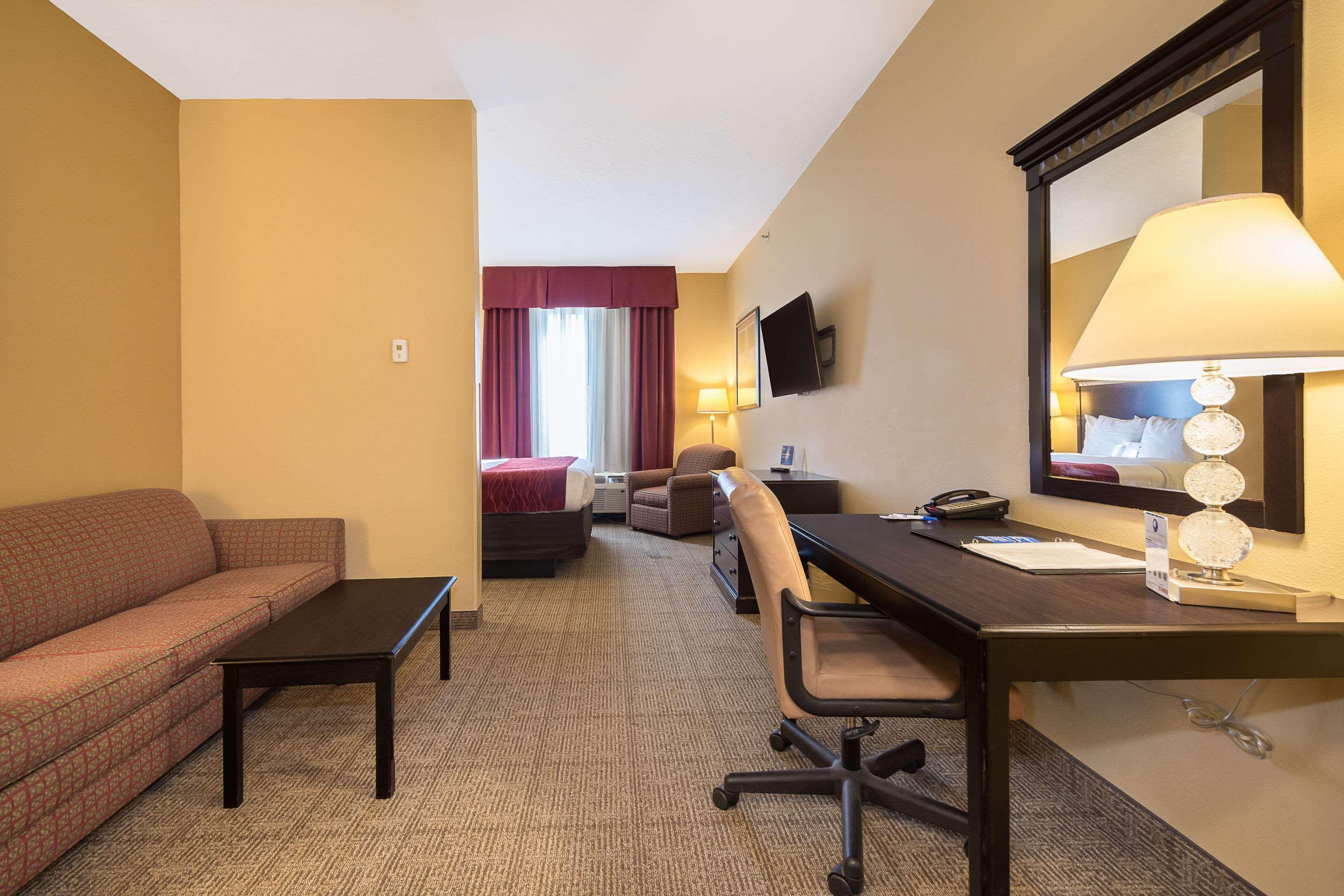 Comfort Inn & Suites Maingate South Davenport Extérieur photo