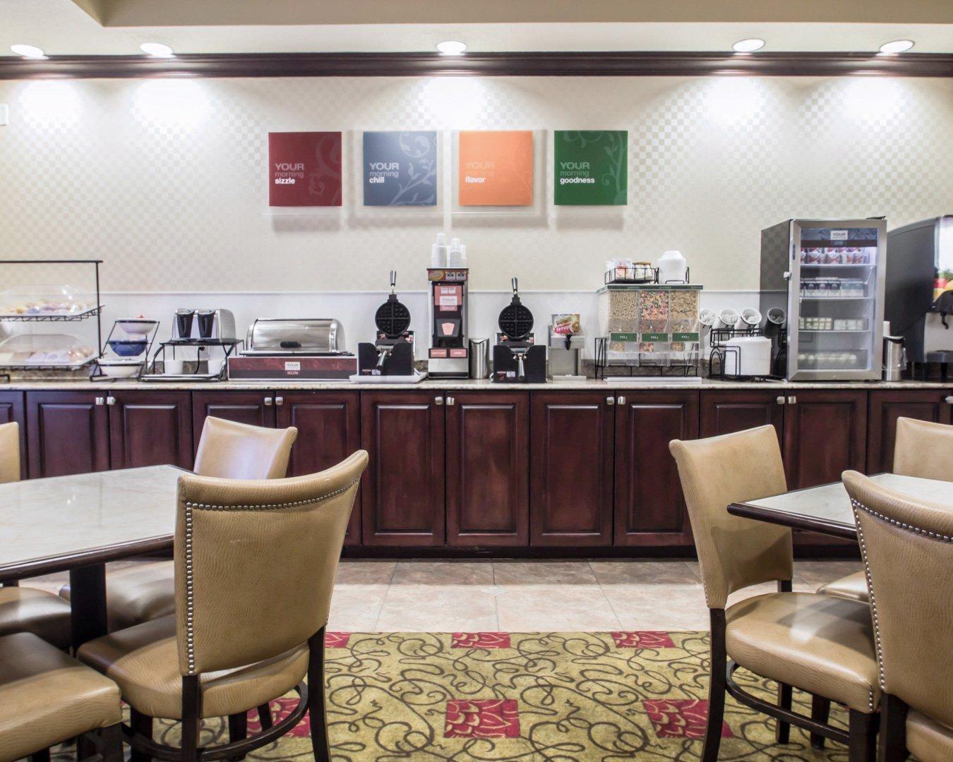 Comfort Inn & Suites Maingate South Davenport Extérieur photo
