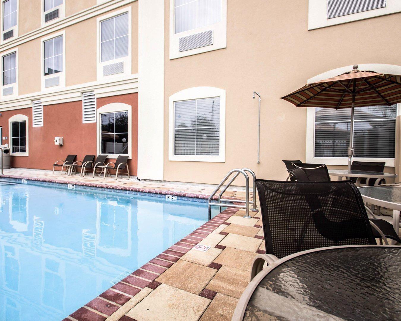 Comfort Inn & Suites Maingate South Davenport Extérieur photo
